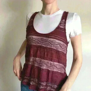 Vintage Silence  & Noise Urban Outfitters Women’s Sheer Red Art Boho Holiday XS